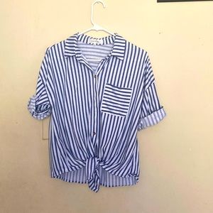 Cute Button down long-sleeve shirt